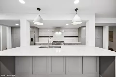 Kitchen - 558 Sunset Ln, Glencoe, IL 60022 photo 3 of 3