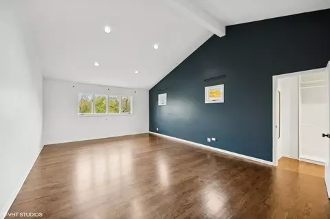 Bedroom - 558 Sunset Ln, Glencoe, IL 60022 photo 1 of 2