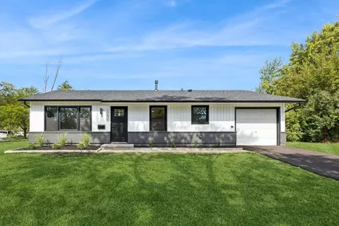 17630 Country Club Ln, Country Club Hills, IL 60478