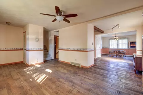 1302 E 18th St, Sterling, IL 61081 photo 9