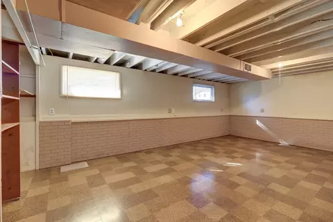1302 E 18th St, Sterling, IL 61081 photo 17