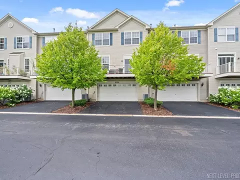 Exterior - 4264 Drexel Ave, Aurora, IL 60504 photo 4 of 4