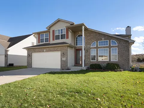 2816 Clearview Dr, Joliet, IL 60436