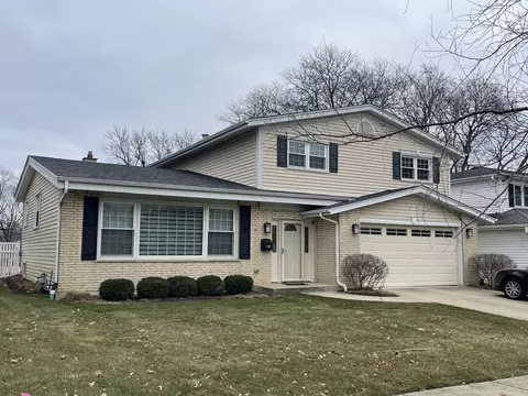 1411 N Chestnut Ave, Arlington Heights, IL 60004