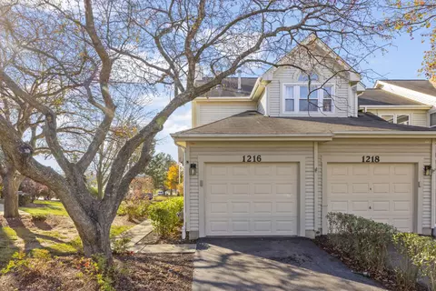 1216 Tennyson Ln, Naperville, IL 60540