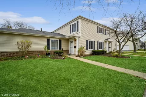 1507 Cove Dr #196C, Prospect Heights, IL 60070