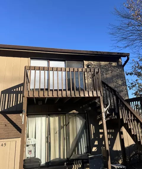 45 Nassau Colony #9, Fox Lake, IL 60020