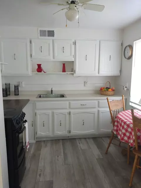 159 Hemlock St #A, Park Forest, IL 60466 photo 5