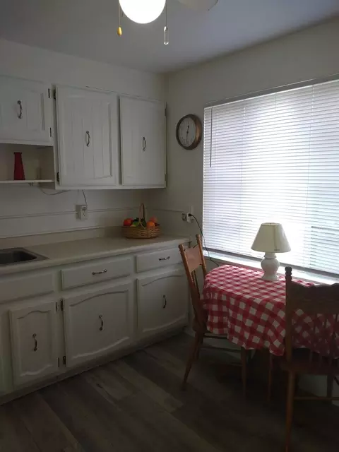 159 Hemlock St #A, Park Forest, IL 60466 photo 6