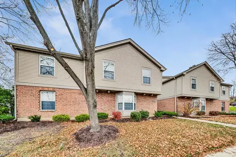 1750 Sleepy Hollow Ct #5, Schaumburg, IL 60195
