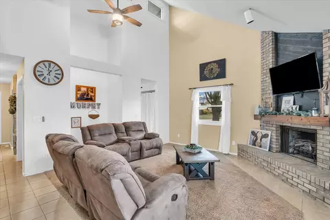 1016 Lancaster Dr, Rantoul, IL 61866 photo 8