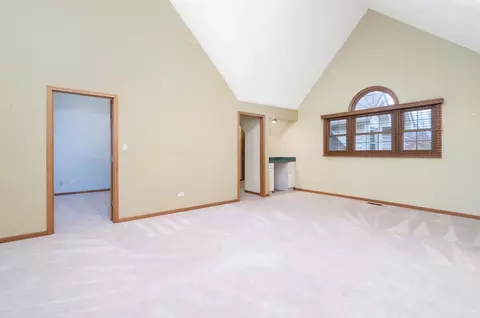 Bedroom - 10519 Willow Ave, Mokena, IL 60448 photo 8 of 10