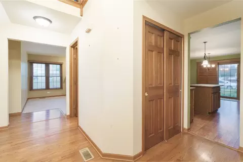 Entry Way - 10519 Willow Ave, Mokena, IL 60448 photo 1 of 1