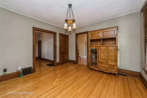 421 S 3rd St, West Dundee, IL 60118 photo 5