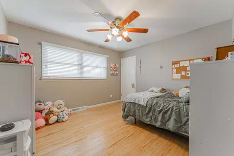 Bedroom - 802 Dillon Dr, Normal, IL 61761 photo 3 of 6