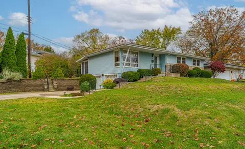 Exterior - 802 Dillon Dr, Normal, IL 61761 photo 2 of 10