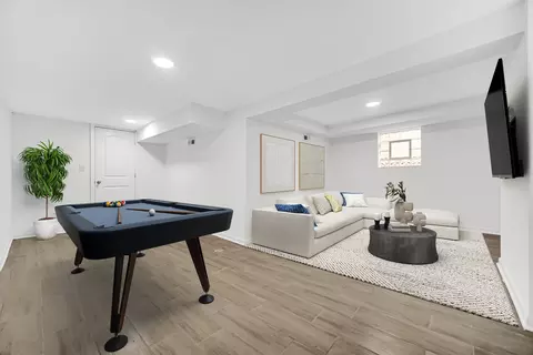 7236 S Champlain Ave, Chicago, IL 60619 photo 23