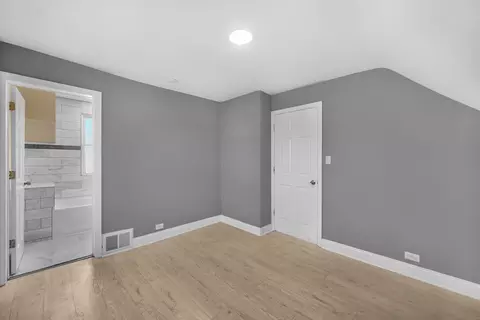 7236 S Champlain Ave, Chicago, IL 60619 photo 18