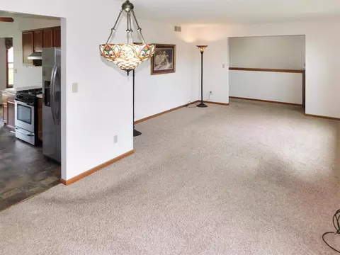 Living - 6768 Sawmill Dr, Roscoe, IL 61073 photo 4 of 8