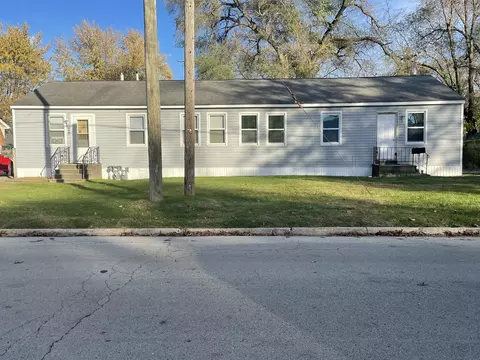404-406 S Buchanan St, Wilmington, IL 60481