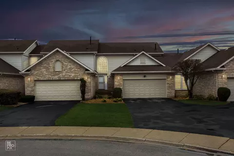 7928 Belle Rive Ct, Tinley Park, IL 60477