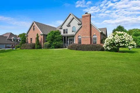 2205 Bay Oaks Dr, Lakemoor, IL 60051