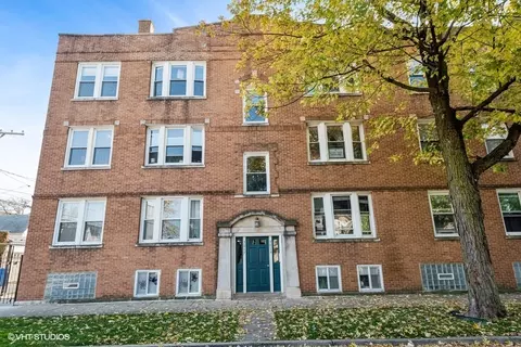 3019 W Cullom Ave #1, Chicago, IL 60618
