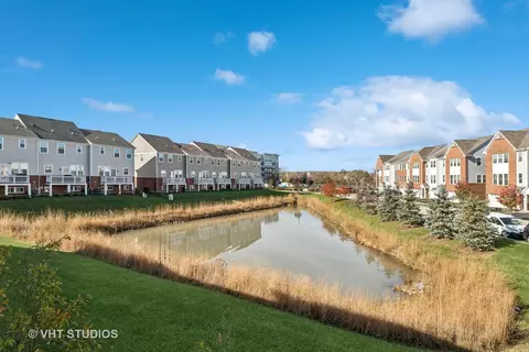 View/Area - 16 Nicholas Dr E, Des Plaines, IL 60016 photo 1 of 1