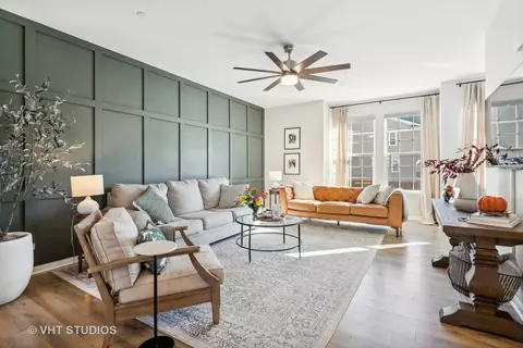 Living - 16 Nicholas Dr E, Des Plaines, IL 60016 photo 1 of 3