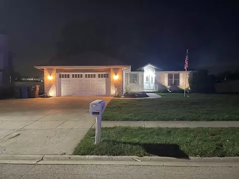481 Jeffery Dr, Manteno, IL 60950