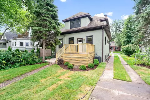 Exterior - 1640 W 106th St, Chicago, IL 60643 photo 3 of 4