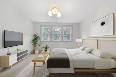 Bedroom - 1640 W 106th St, Chicago, IL 60643 photo 1 of 3