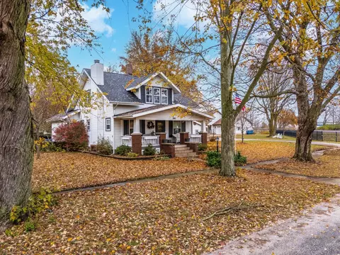 206 E North St, Towanda, IL 61776