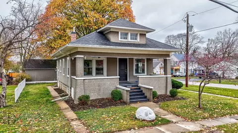 Exterior - 129 Cash St, Seneca, IL 61360 photo 3 of 5