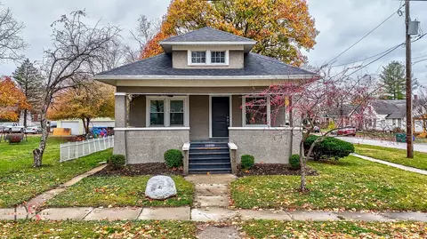 Exterior - 129 Cash St, Seneca, IL 61360 photo 2 of 5