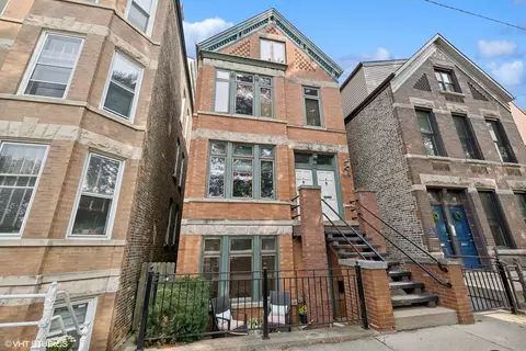 2141 N Oakley Ave #1, Chicago, IL 60647
