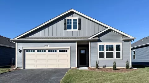 828 Plateau Dr, Pingree Grove, IL 60140