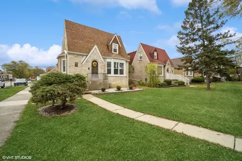 3047 N 77th Ave, Elmwood Park, IL 60707