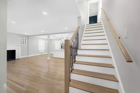 Entry Way - 7621 S Artesian Ave, Chicago, IL 60652 photo 2 of 2