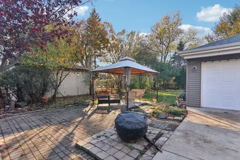 516 N Maple St, Mount Prospect, IL 60056 photo 28