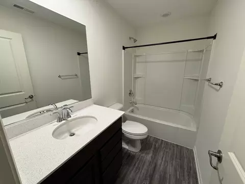 1209 Draper Rd, Mchenry, IL 60050 photo 10