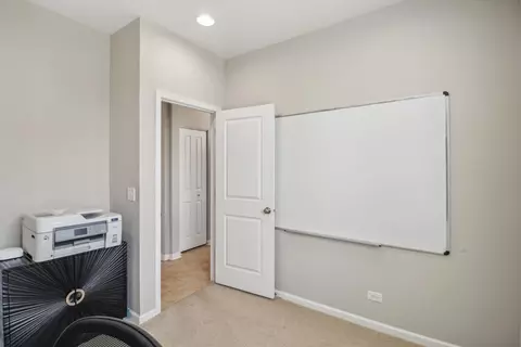 1742 Prospect Dr, Hoffman Estates, IL 60192 photo 27