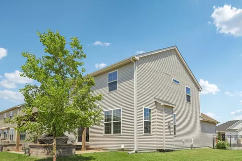 1742 Prospect Dr, Hoffman Estates, IL 60192 photo 7
