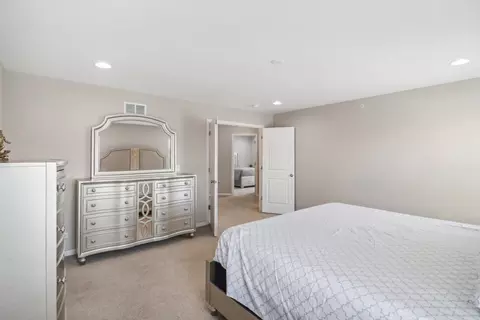 1742 Prospect Dr, Hoffman Estates, IL 60192 photo 29