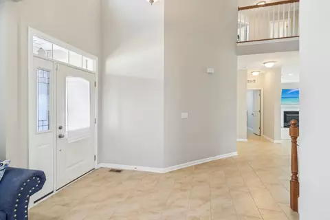 1742 Prospect Dr, Hoffman Estates, IL 60192 photo 11