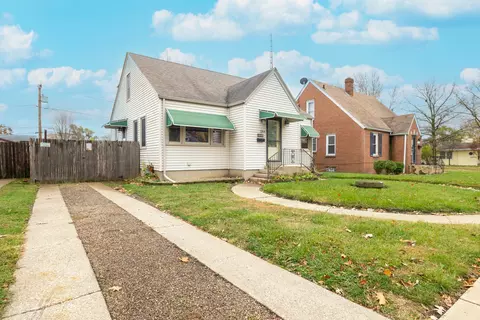 1384 S 4th Ave, Kankakee, IL 60901 photo 2