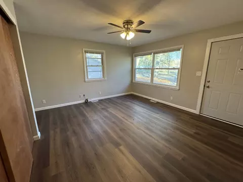 Living - 1605 Williamsburg Dr, Champaign, IL 61821 photo 1 of 1