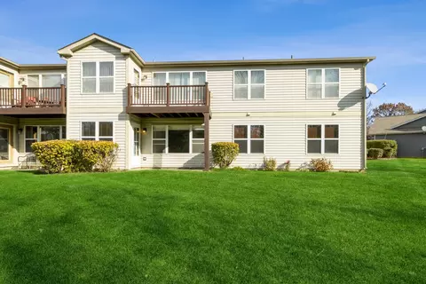 Exterior - 1103 Yorkshire Ct #A, Elgin, IL 60120 photo 4 of 4