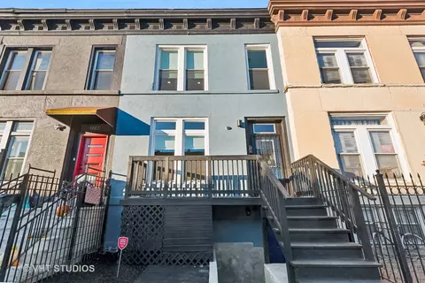 2742 W Maypole Ave, Chicago, IL 60612