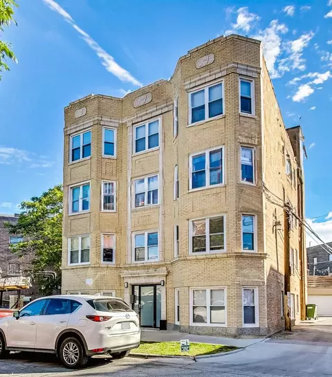 3217 N Francisco Ave #2W, Chicago, IL 60618